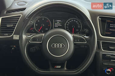 Внедорожник / Кроссовер Audi Q5 2015 в 