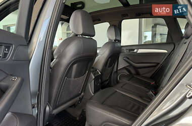 Внедорожник / Кроссовер Audi Q5 2015 в 