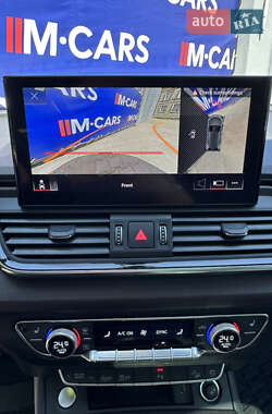 Внедорожник / Кроссовер Audi Q5 2022 в 