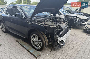 Позашляховик / Кросовер Audi Q5 2018 в Ужгороді
