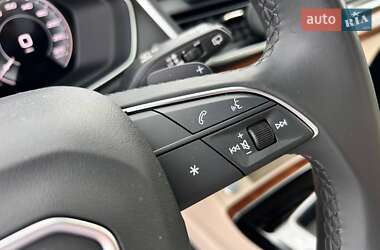 Внедорожник / Кроссовер Audi Q5 2023 в 