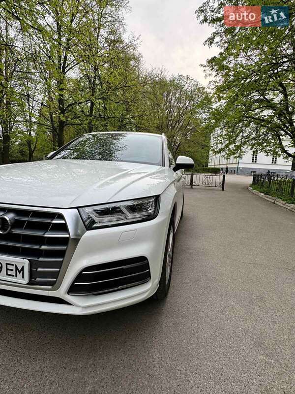 Внедорожник / Кроссовер Audi Q5 2019 в Нежине фото 2 Внедорожник / Кроссовер Audi Q5 2019 в Нежине