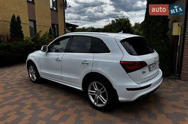 Внедорожник / Кроссовер Audi Q5 2015 в 