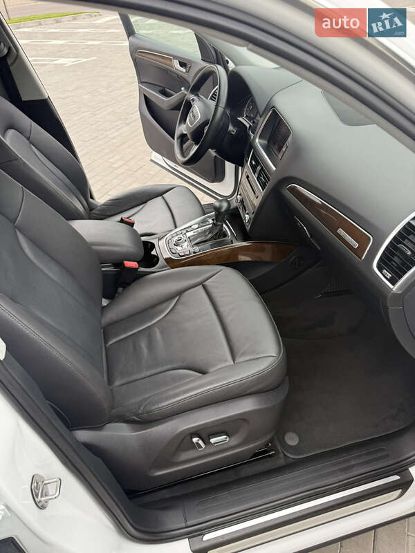 Внедорожник / Кроссовер Audi Q5 2013 в Ровно