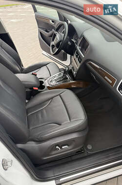 Внедорожник / Кроссовер Audi Q5 2013 в 