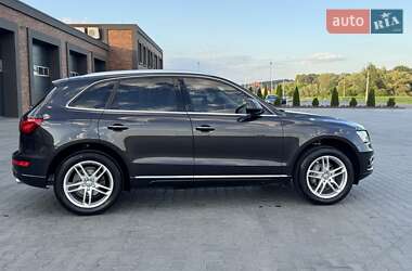 Внедорожник / Кроссовер Audi Q5 2016 в 