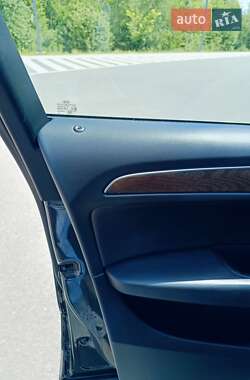 Внедорожник / Кроссовер Audi Q5 2015 в 