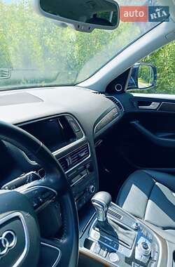 Внедорожник / Кроссовер Audi Q5 2015 в 