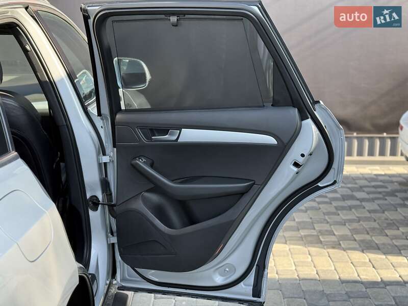 Внедорожник / Кроссовер Audi Q5 2014 в Львове