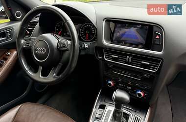 Внедорожник / Кроссовер Audi Q5 2015 в 