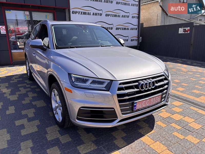 Позашляховик / Кросовер Audi Q5 2018 в Львові