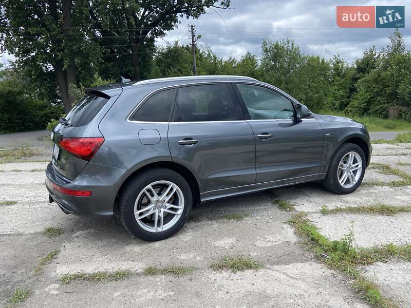 Внедорожник / Кроссовер Audi Q5 2015 в Киеве