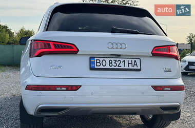 Внедорожник / Кроссовер Audi Q5 2018 в 
