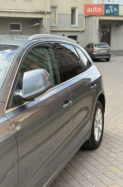 Внедорожник / Кроссовер Audi Q5 2011 в 