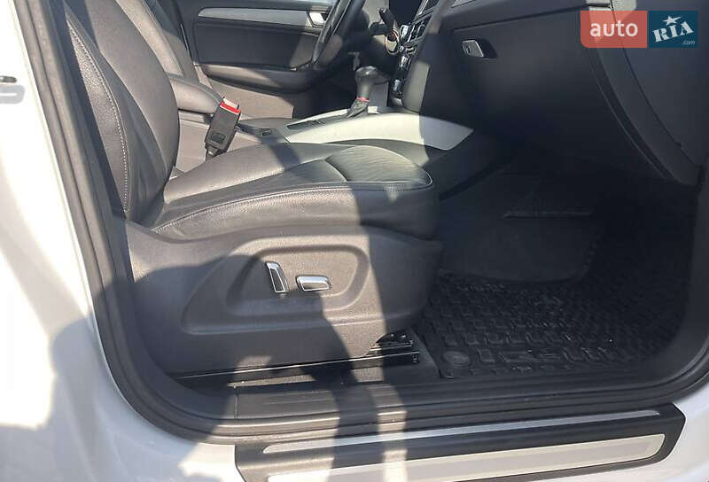 Внедорожник / Кроссовер Audi Q5 2014 в Львове
