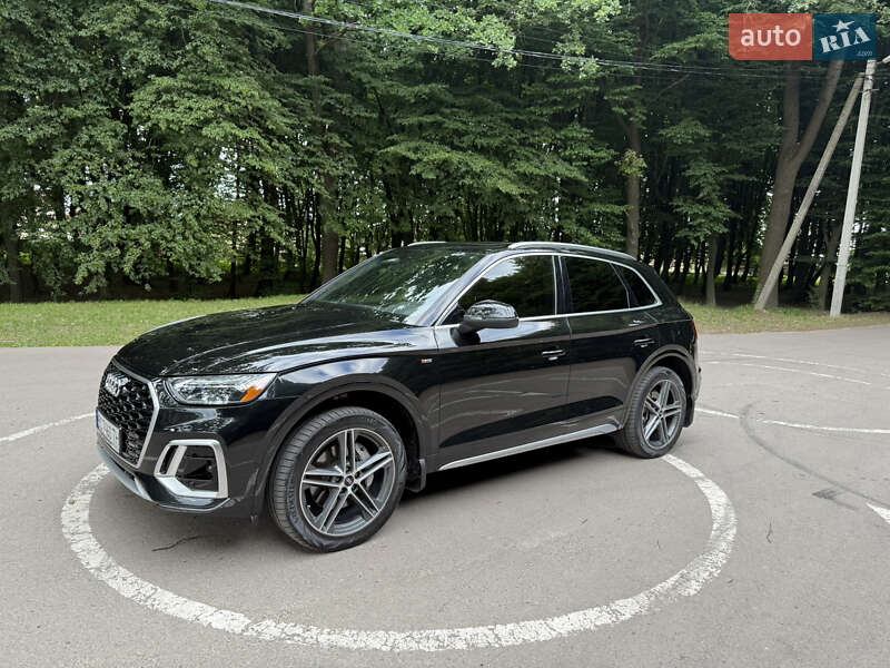 Внедорожник / Кроссовер Audi Q5 2020 в Львове