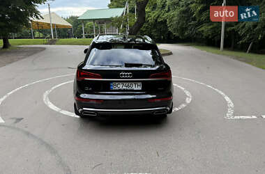 Внедорожник / Кроссовер Audi Q5 2020 в 