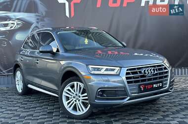 Внедорожник / Кроссовер Audi Q5 2018 в 