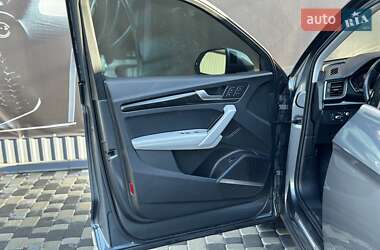 Внедорожник / Кроссовер Audi Q5 2018 в 