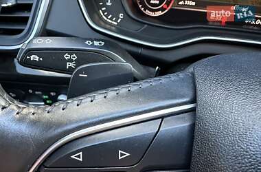 Внедорожник / Кроссовер Audi Q5 2018 в 