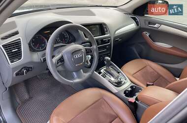 Внедорожник / Кроссовер Audi Q5 2011 в 