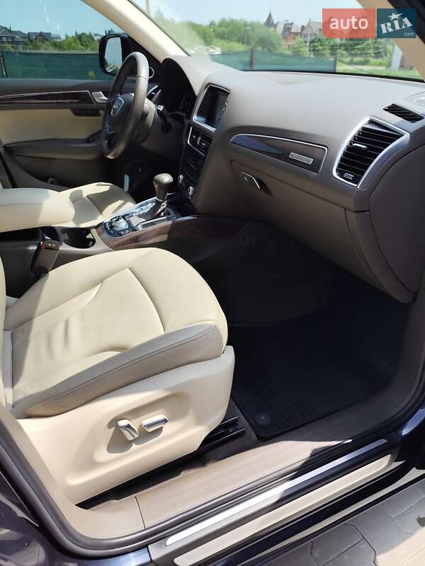 Внедорожник / Кроссовер Audi Q5 2013 в Луцке