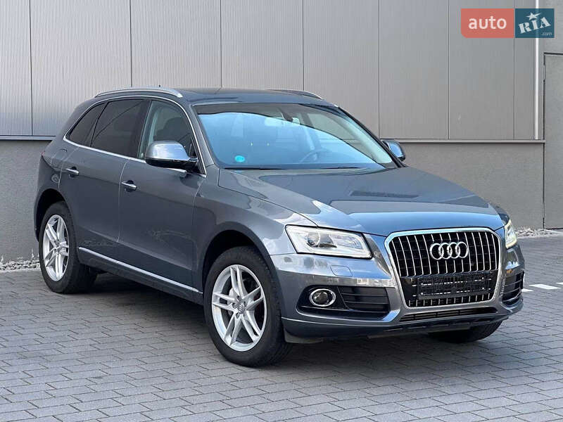 Внедорожник / Кроссовер Audi Q5 2016 в 