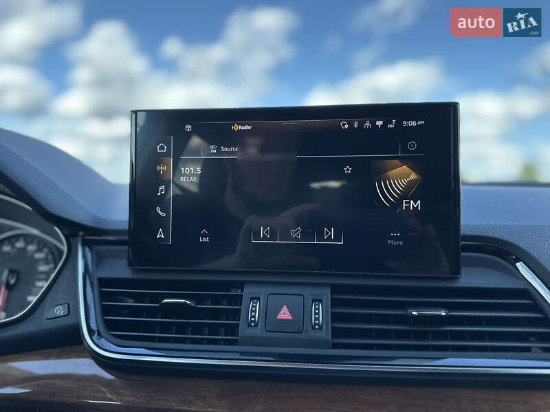 Внедорожник / Кроссовер Audi Q5 2021 в Киеве