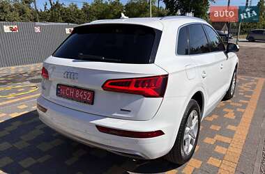 Внедорожник / Кроссовер Audi Q5 2019 в 
