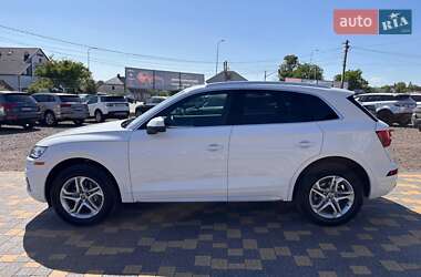 Внедорожник / Кроссовер Audi Q5 2019 в 