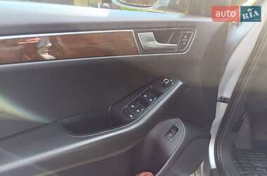 Внедорожник / Кроссовер Audi Q5 2010 в 