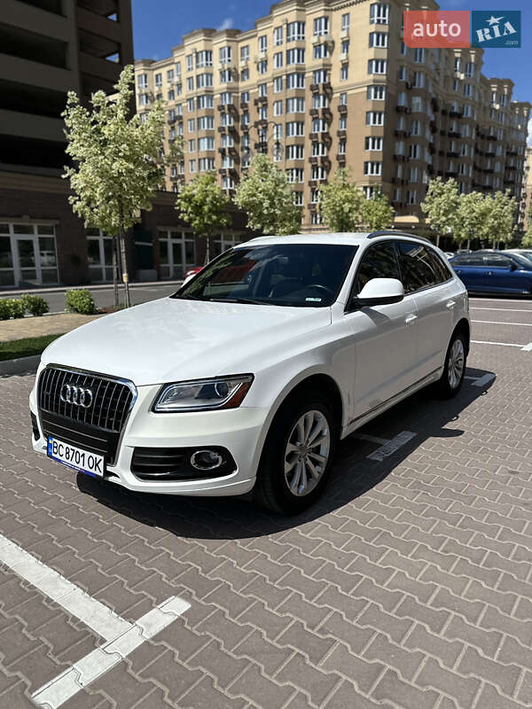 Внедорожник / Кроссовер Audi Q5 2013 в 