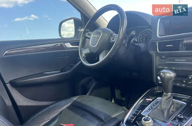 Внедорожник / Кроссовер Audi Q5 2011 в 