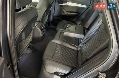 Внедорожник / Кроссовер Audi Q5 2022 в 