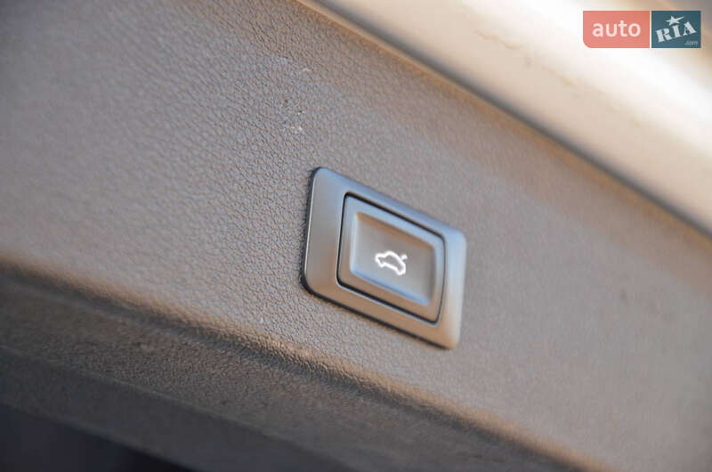 Внедорожник / Кроссовер Audi Q5 2014 в Дрогобыче