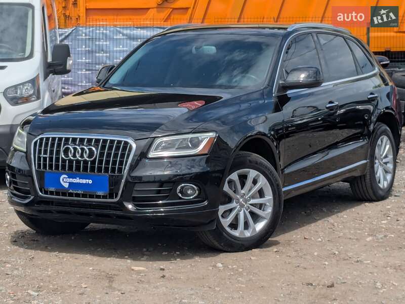 Внедорожник / Кроссовер Audi Q5 2015 в 