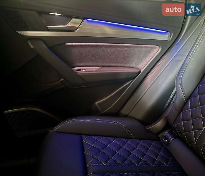 Внедорожник / Кроссовер Audi Q5 2022 в Черкассах