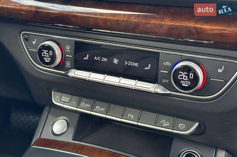 Внедорожник / Кроссовер Audi Q5 2017 в Киеве