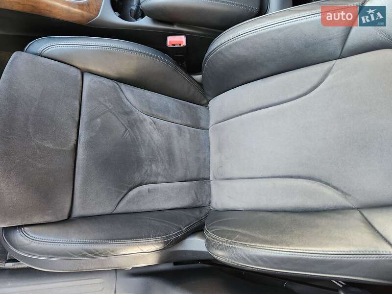 Позашляховик / Кросовер Audi Q5 2010 в Дніпрі