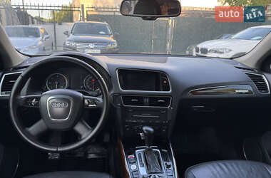 Внедорожник / Кроссовер Audi Q5 2009 в 