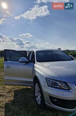 Внедорожник / Кроссовер Audi Q5 2009 в 