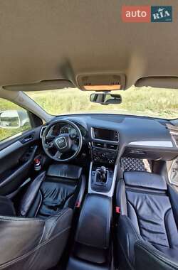 Внедорожник / Кроссовер Audi Q5 2009 в 