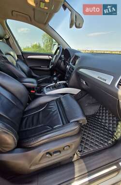 Внедорожник / Кроссовер Audi Q5 2009 в 