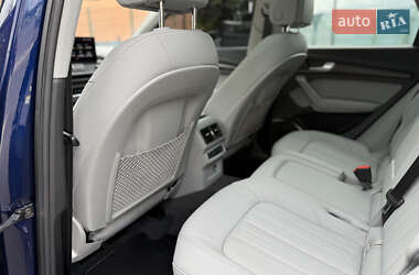 Внедорожник / Кроссовер Audi Q5 2022 в 