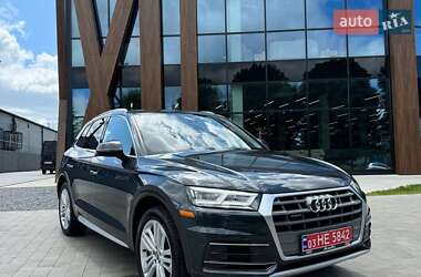 Внедорожник / Кроссовер Audi Q5 2018 в Луцке