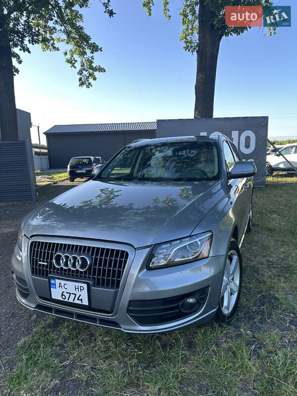 Внедорожник / Кроссовер Audi Q5 2011 в Луцке