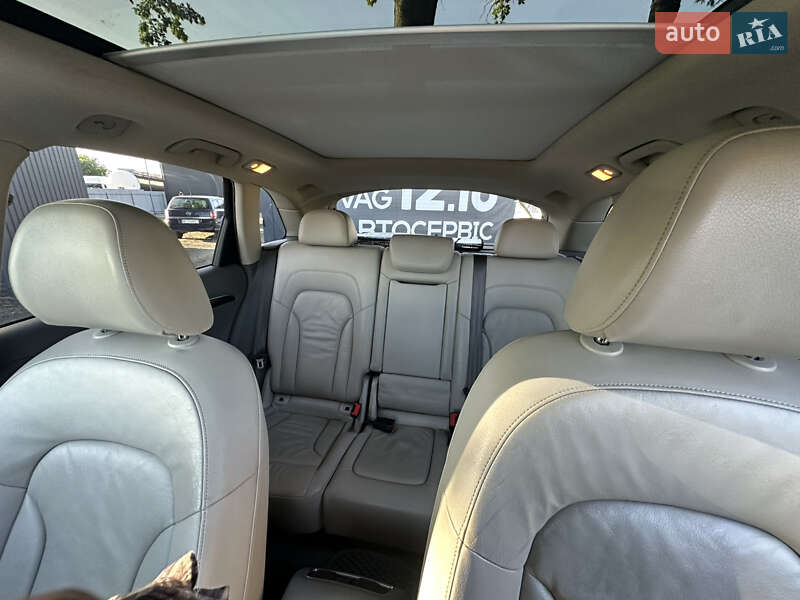 Внедорожник / Кроссовер Audi Q5 2011 в Луцке