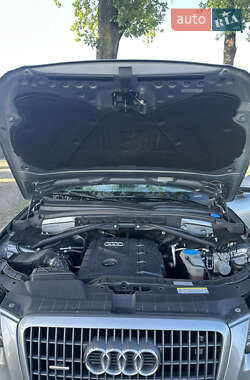 Внедорожник / Кроссовер Audi Q5 2011 в 