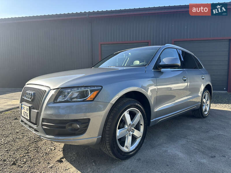Внедорожник / Кроссовер Audi Q5 2011 в Луцке