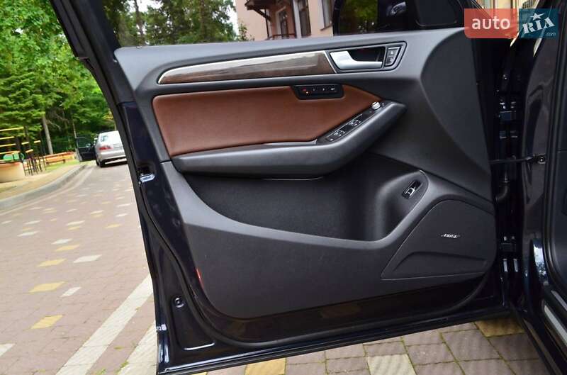 Внедорожник / Кроссовер Audi Q5 2012 в Дрогобыче